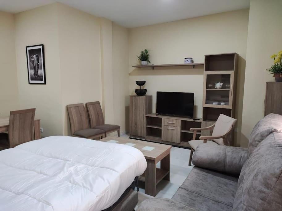 Apartamento Vibora, 2 Plazas De Garaje, Люсена Экстерьер фото